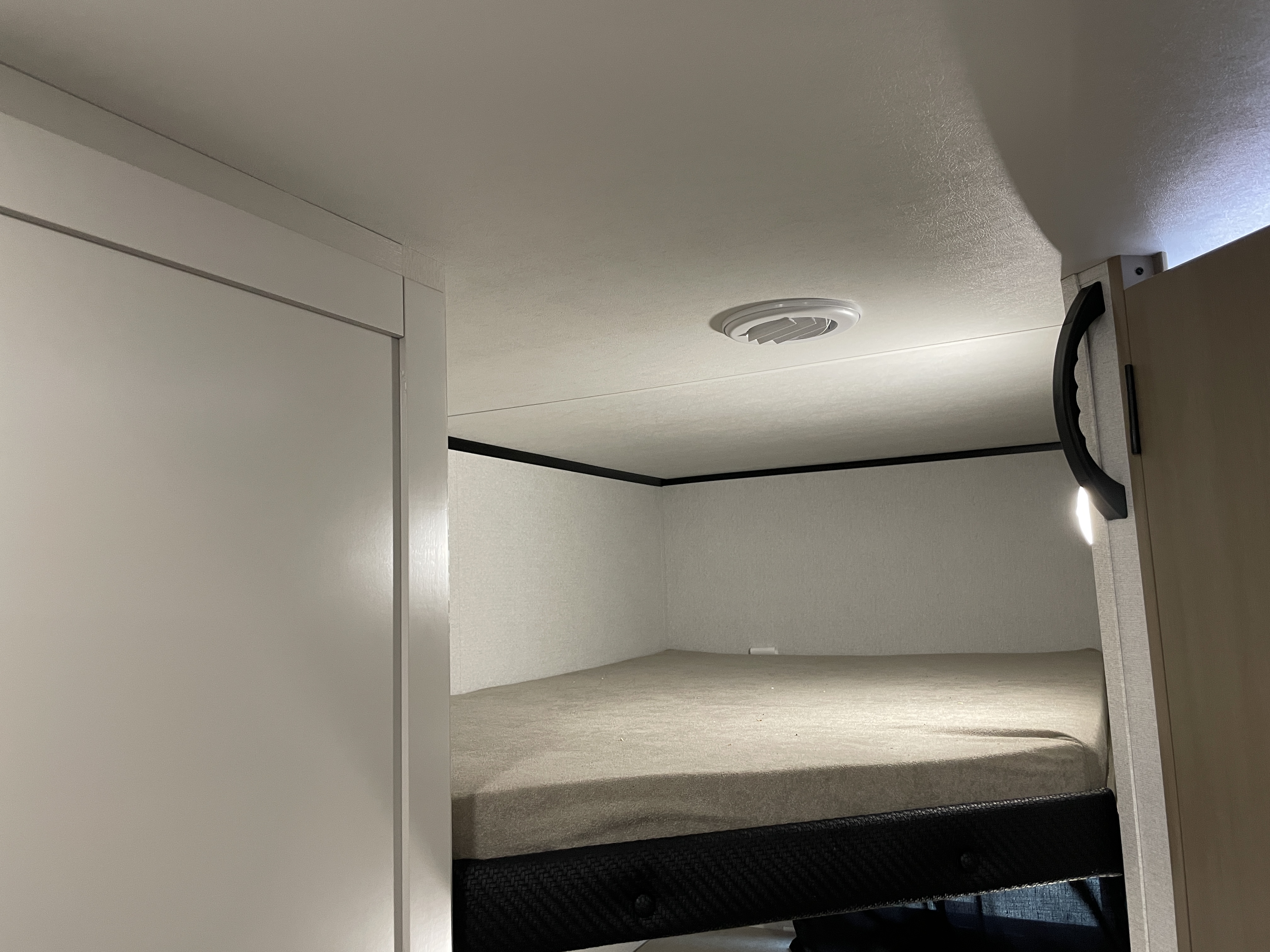 2027 Jayco Jay Feather SL 26BHSL - Image 18