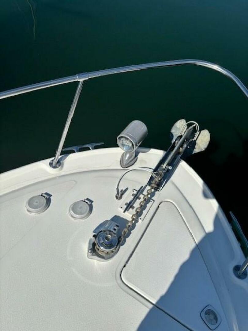 2000 Sea Ray 270 Sundancer - Image 17