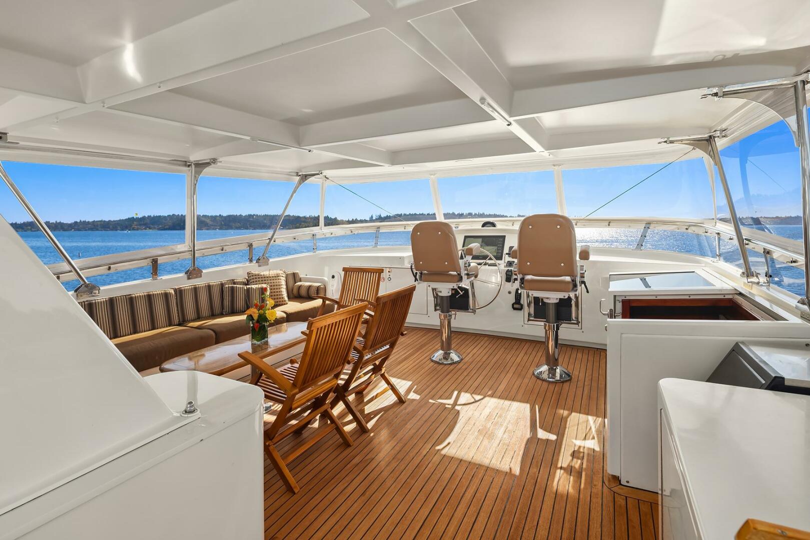 2001 Rayburn Custom Yachts Flush Deck - Image 42