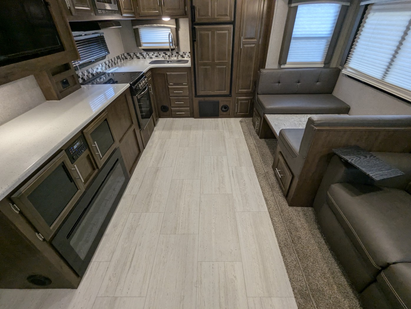2021 Forest River Rockwood Ultra Lite 2902SW - Image 27