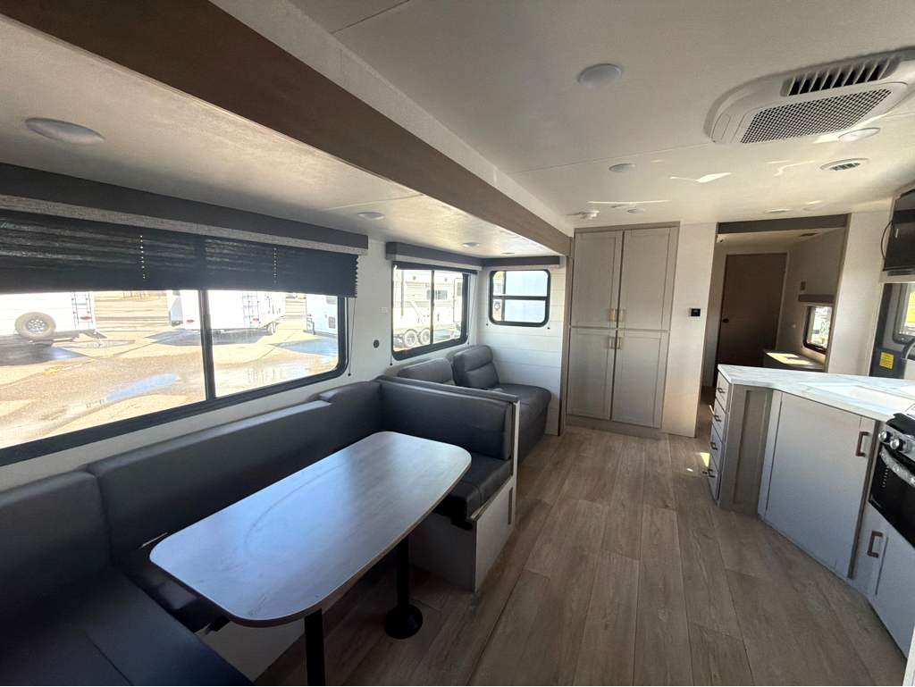 2027 JAYCO JAY FLIGHT 325BHT - Image 19