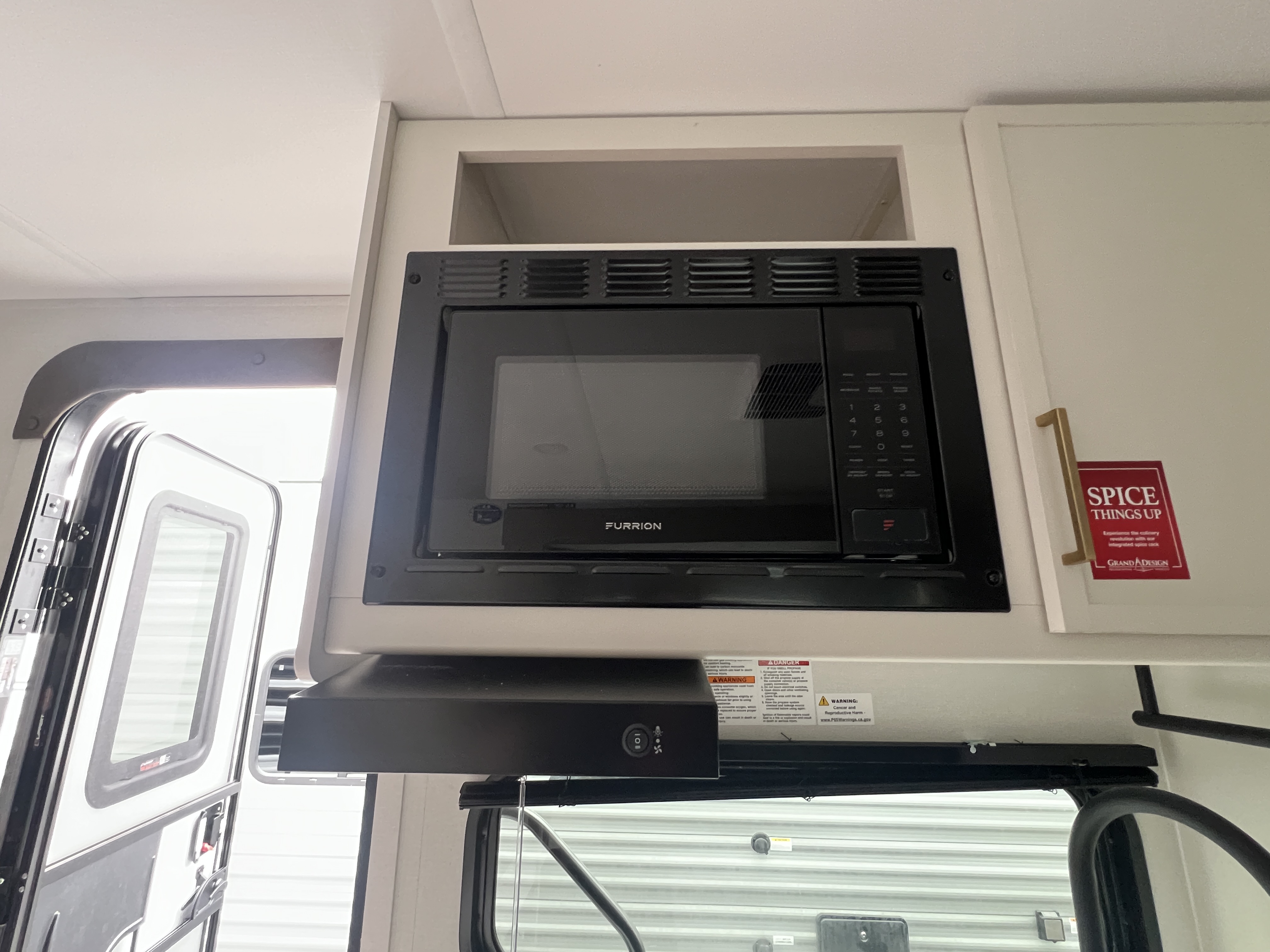 2026 Grand Design Transcend ONE 161DB - Image 14