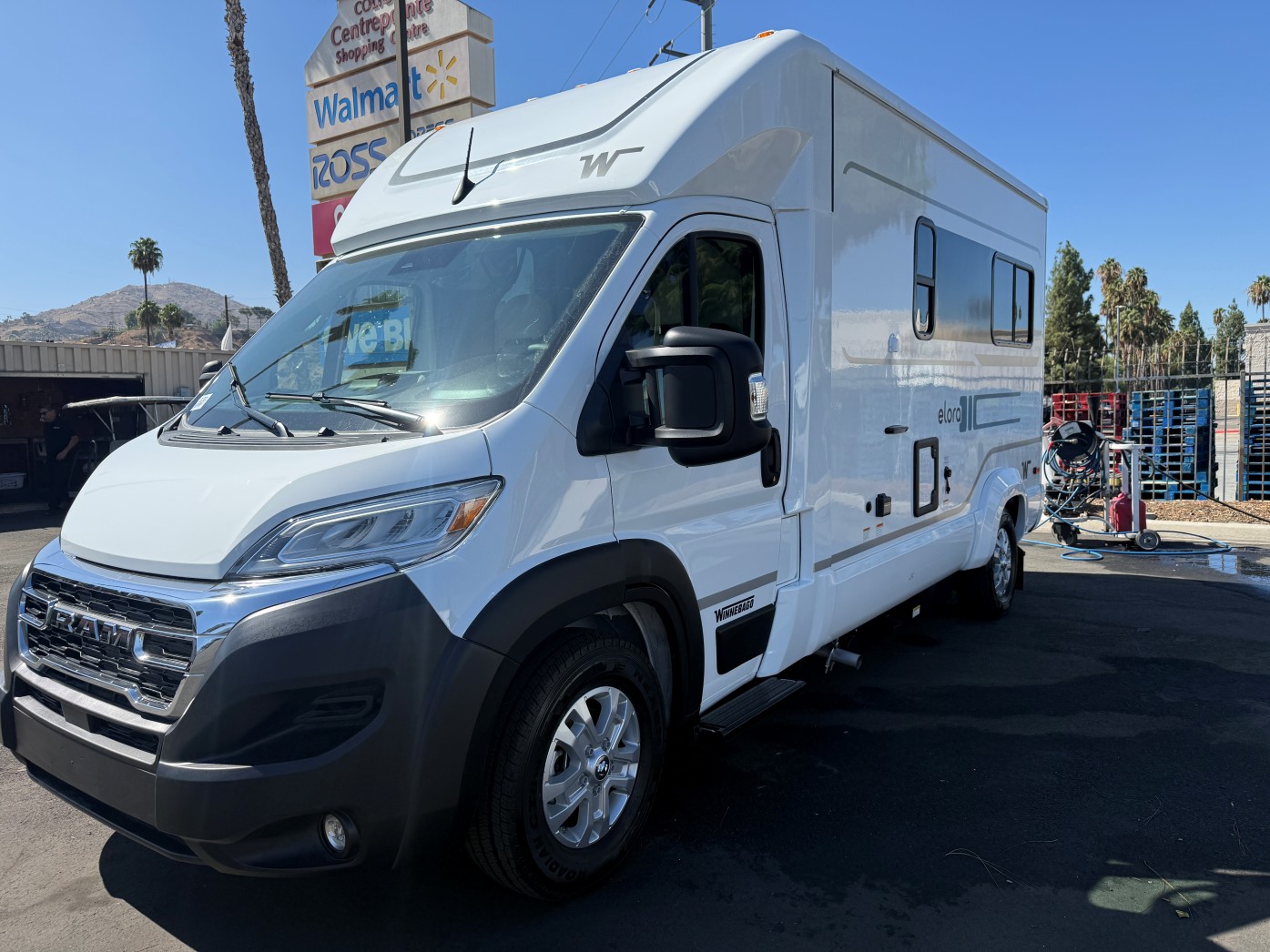 2027 Winnebago Elora 19DC - Image 3