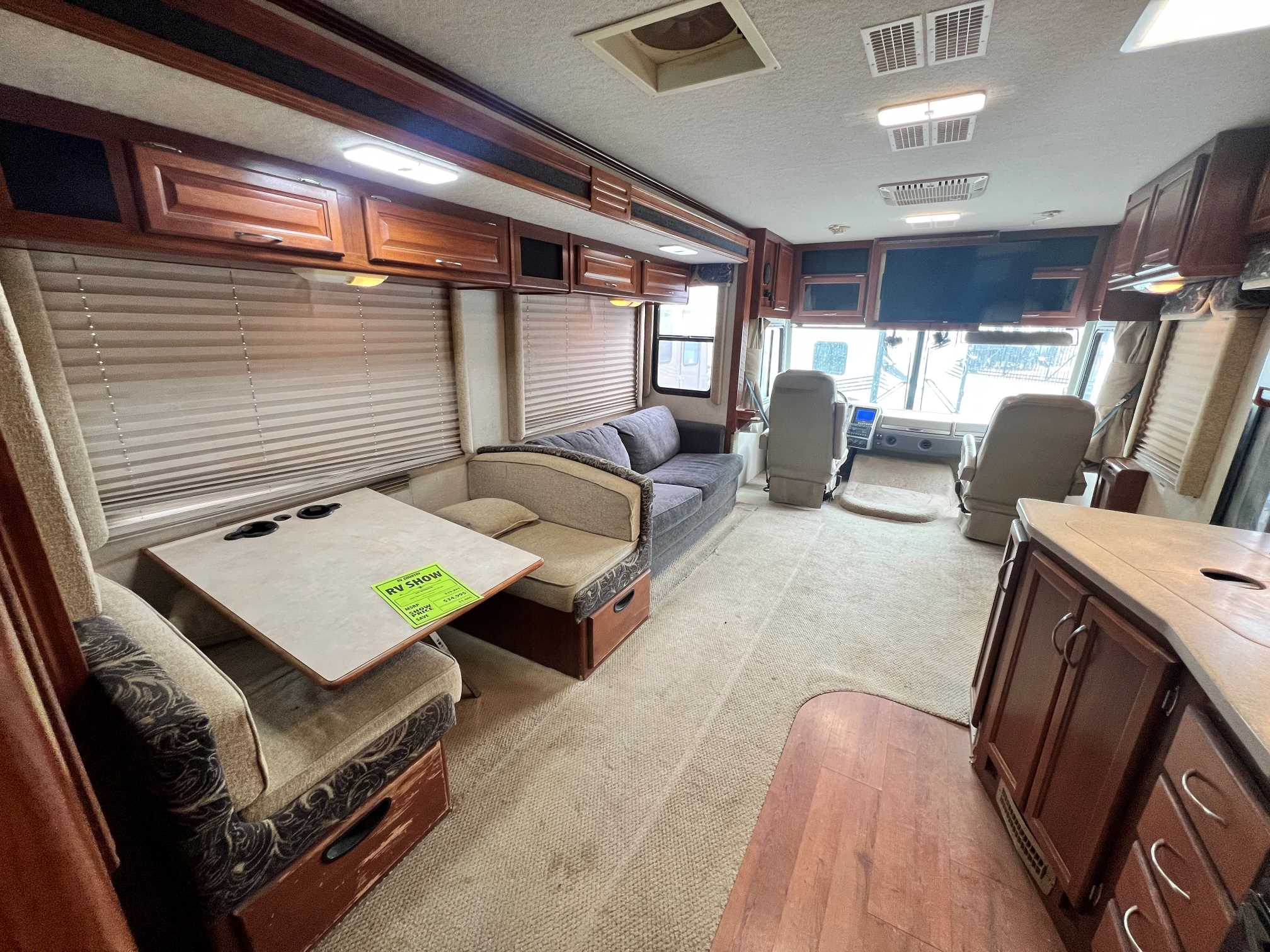 2006 Fleetwood Southwind 32VS - Image 14