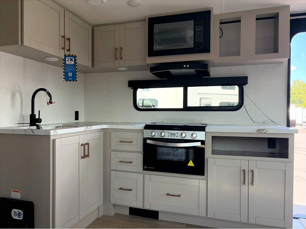2027 JAYCO JAY FEATHER 25RLSL - Image 9