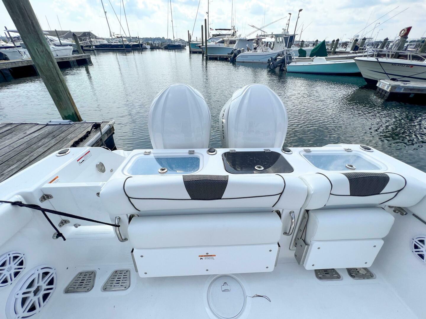 2024 Wellcraft 302 - Image 9