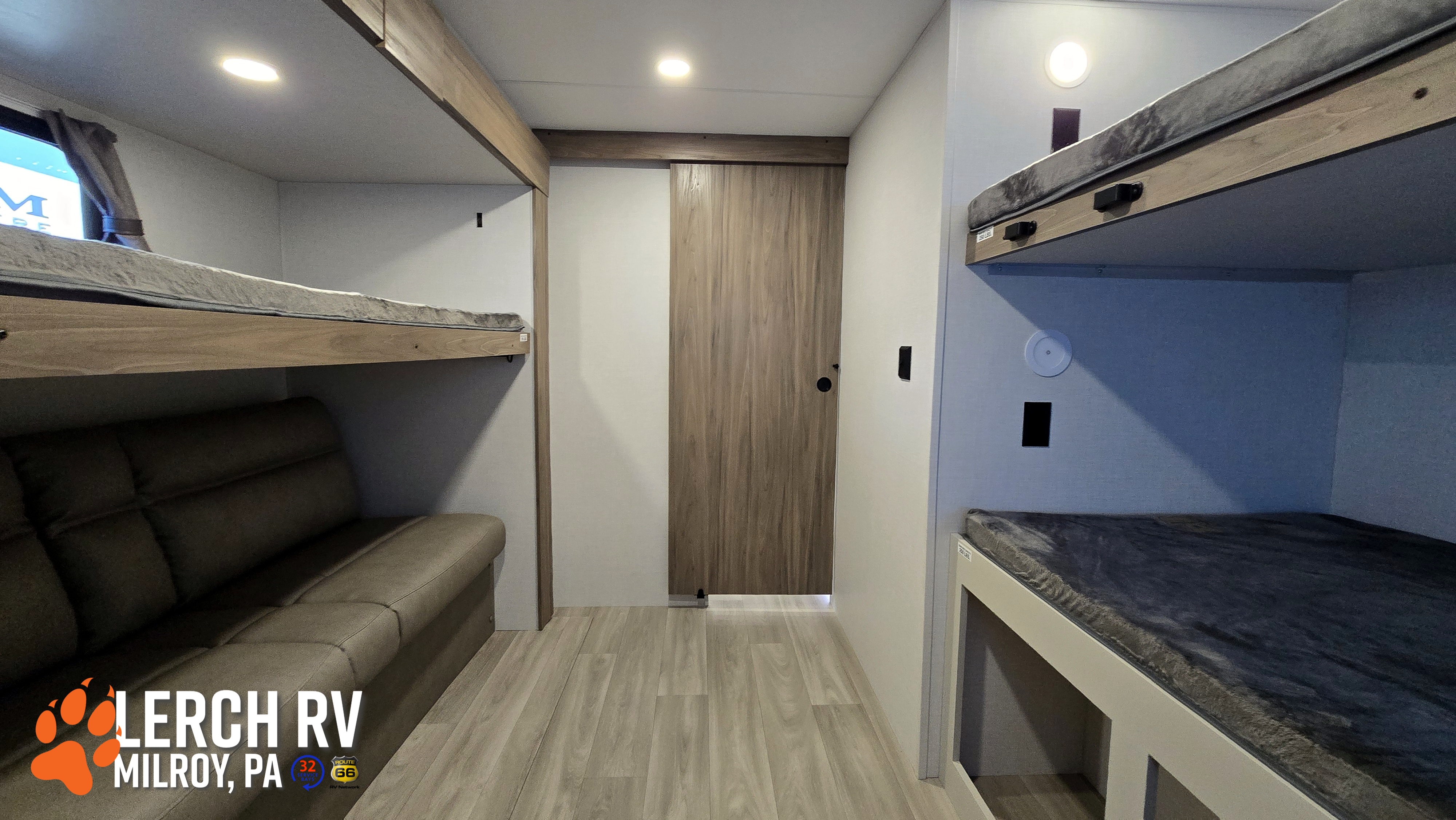 2027 KZ RV Sportsmen SE 332BHKSE - Image 33