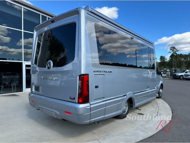 2026 Airstream Atlas Advanced Power Plus - Image 5