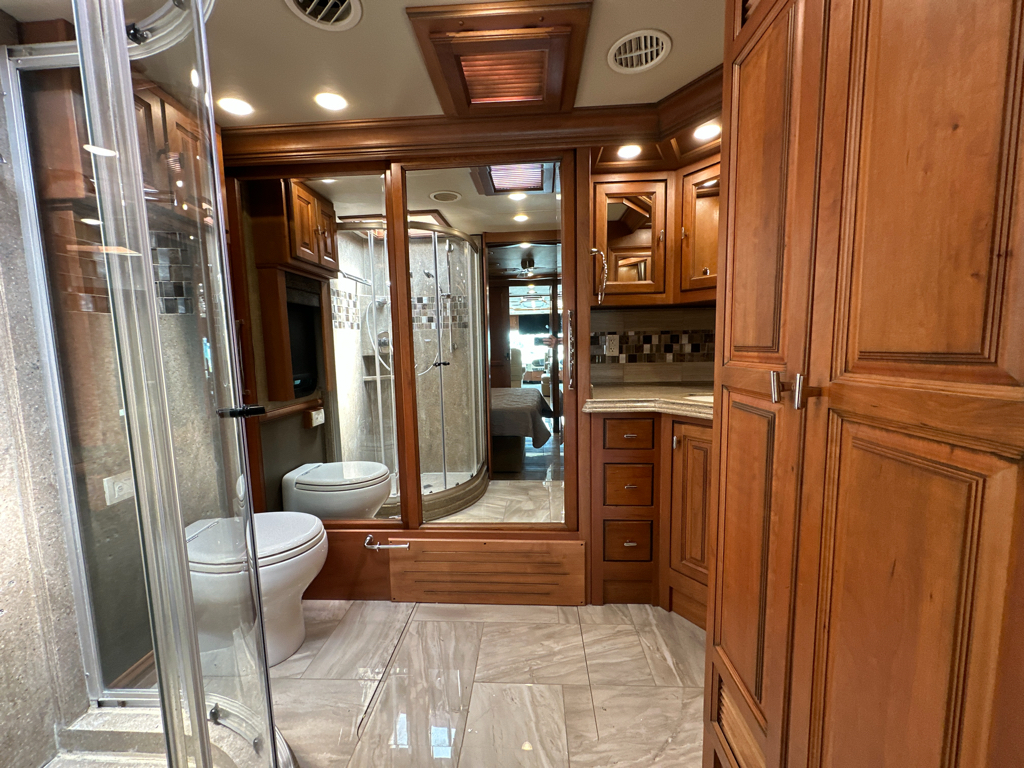 2018 TIFFIN ALLEGRO BUS 40 SP - Image 21