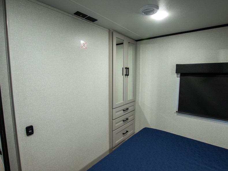 2026 Jayco Jay Feather 29QBH - Image 27