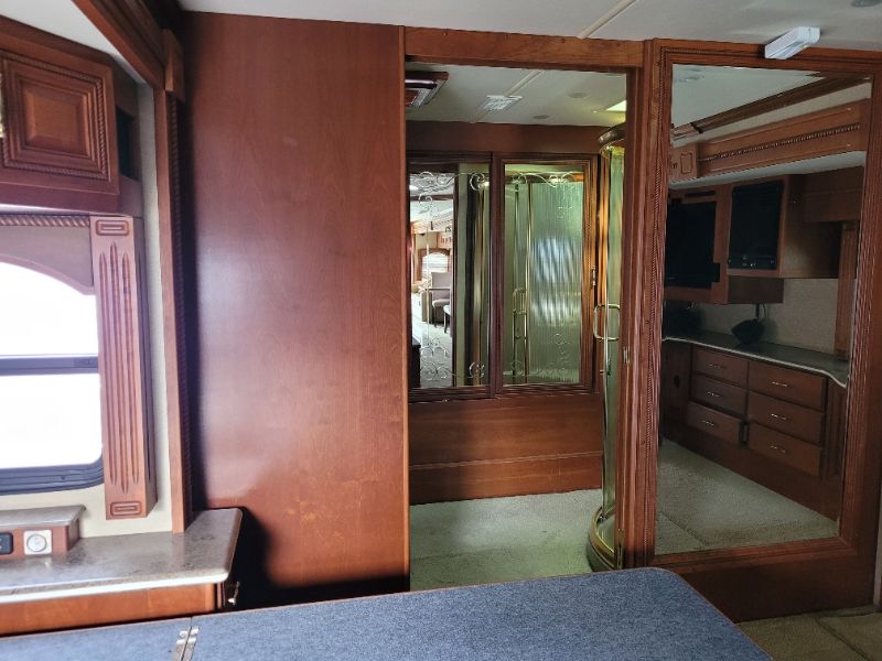 2008 Fleetwood American Eagle 42F - Image 17
