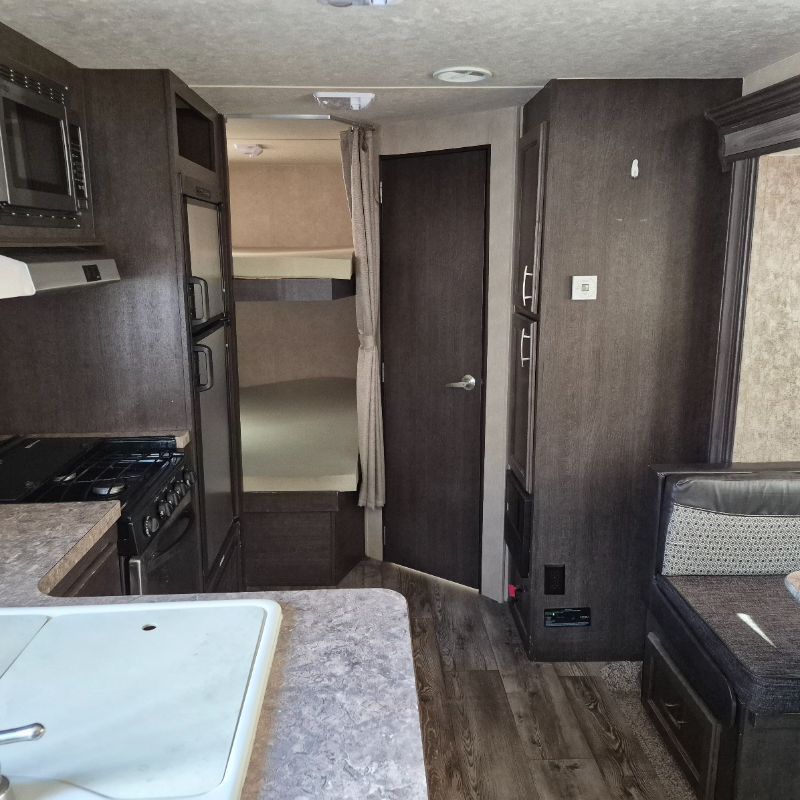2016 Forest River EVO ATS 240BH - Image 3