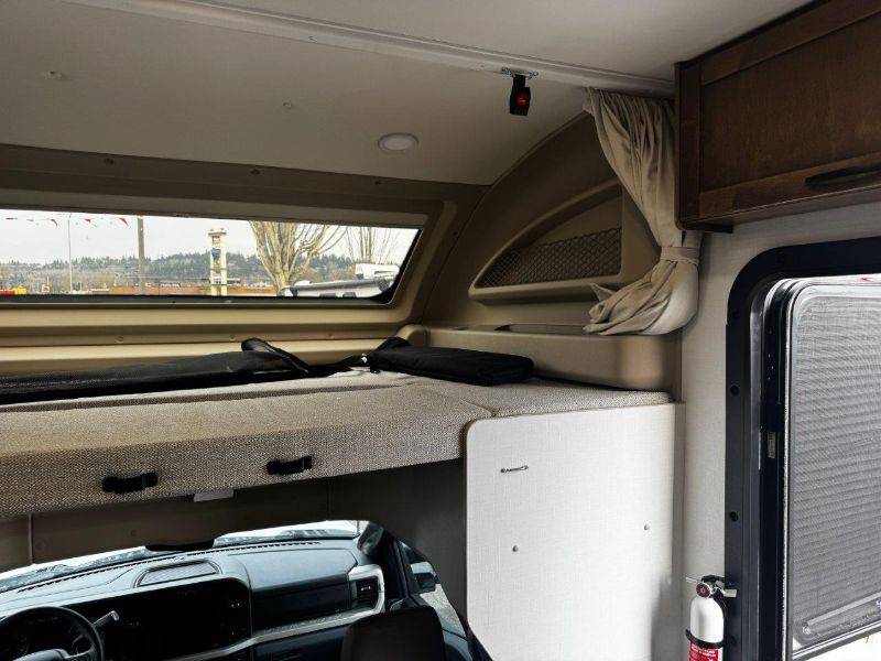 2026 Entegra Coach Esteem XL 32U - Image 9