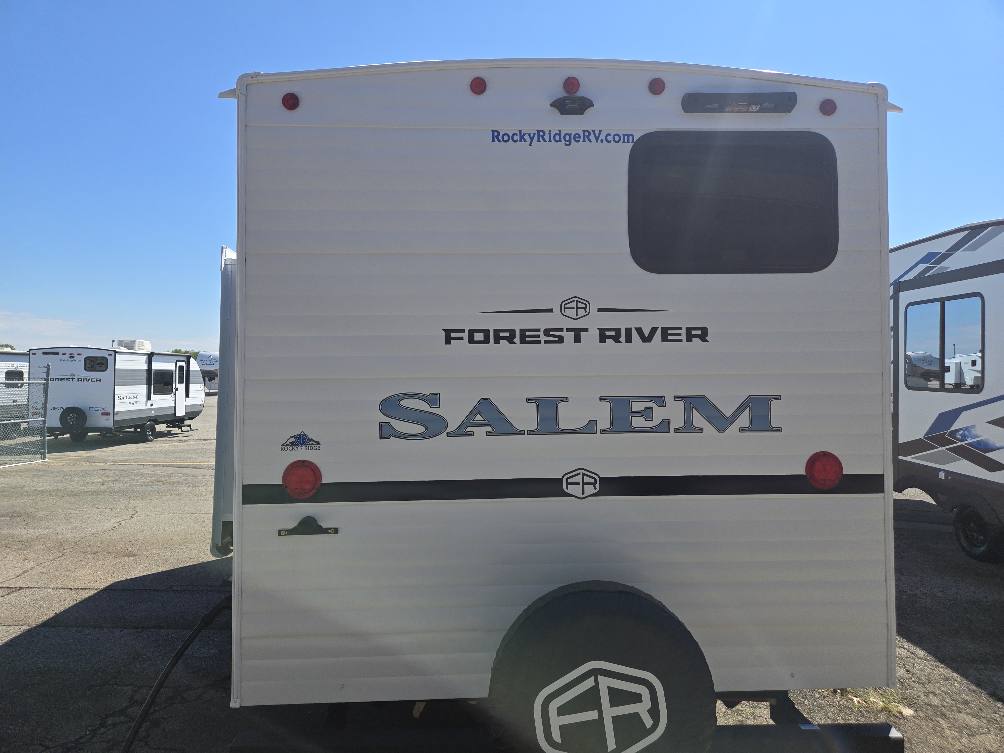 2026 Forest River Salem 260ICE - Image 6