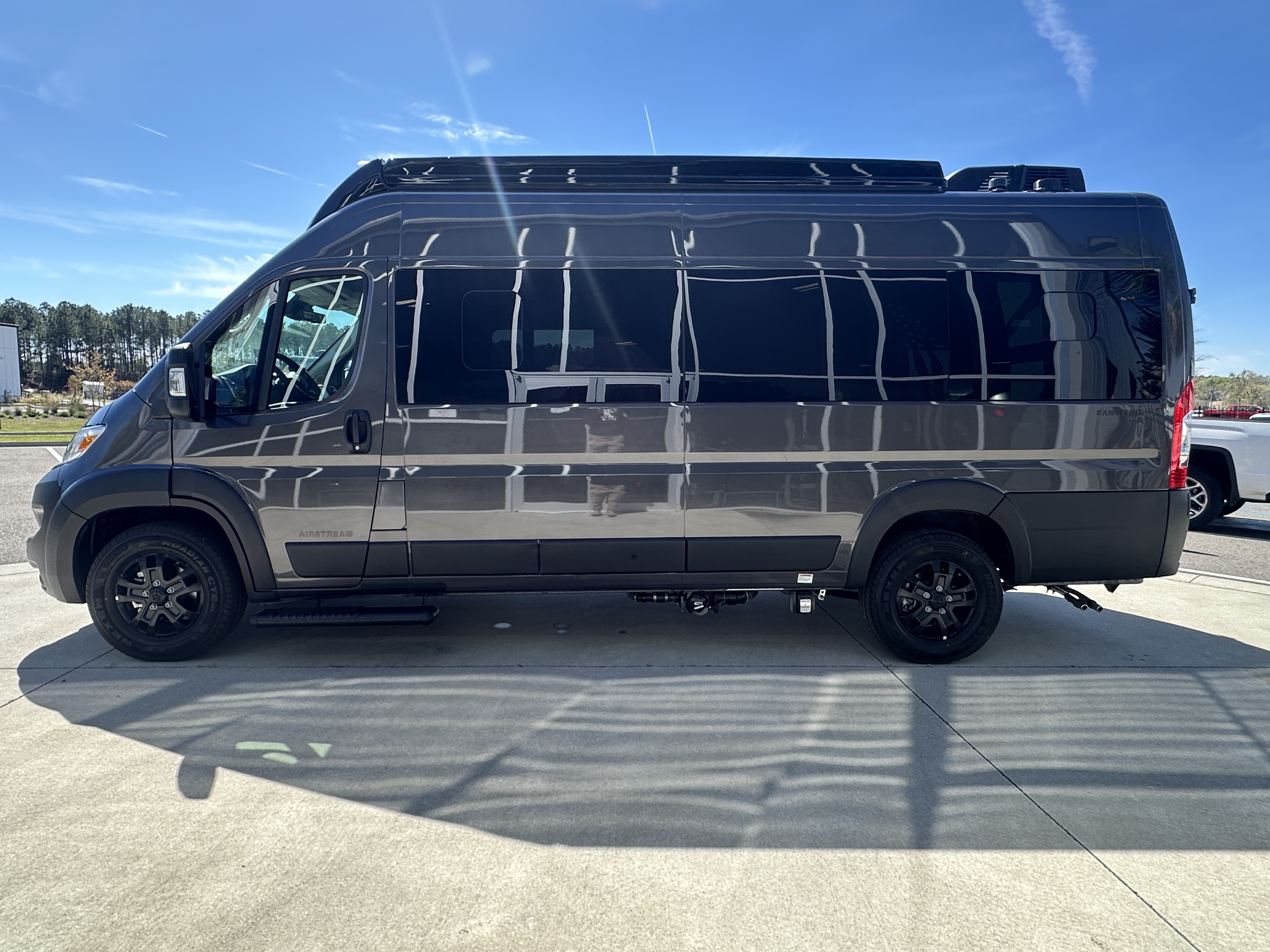2026 Airstream Rangeline Base - Image 8