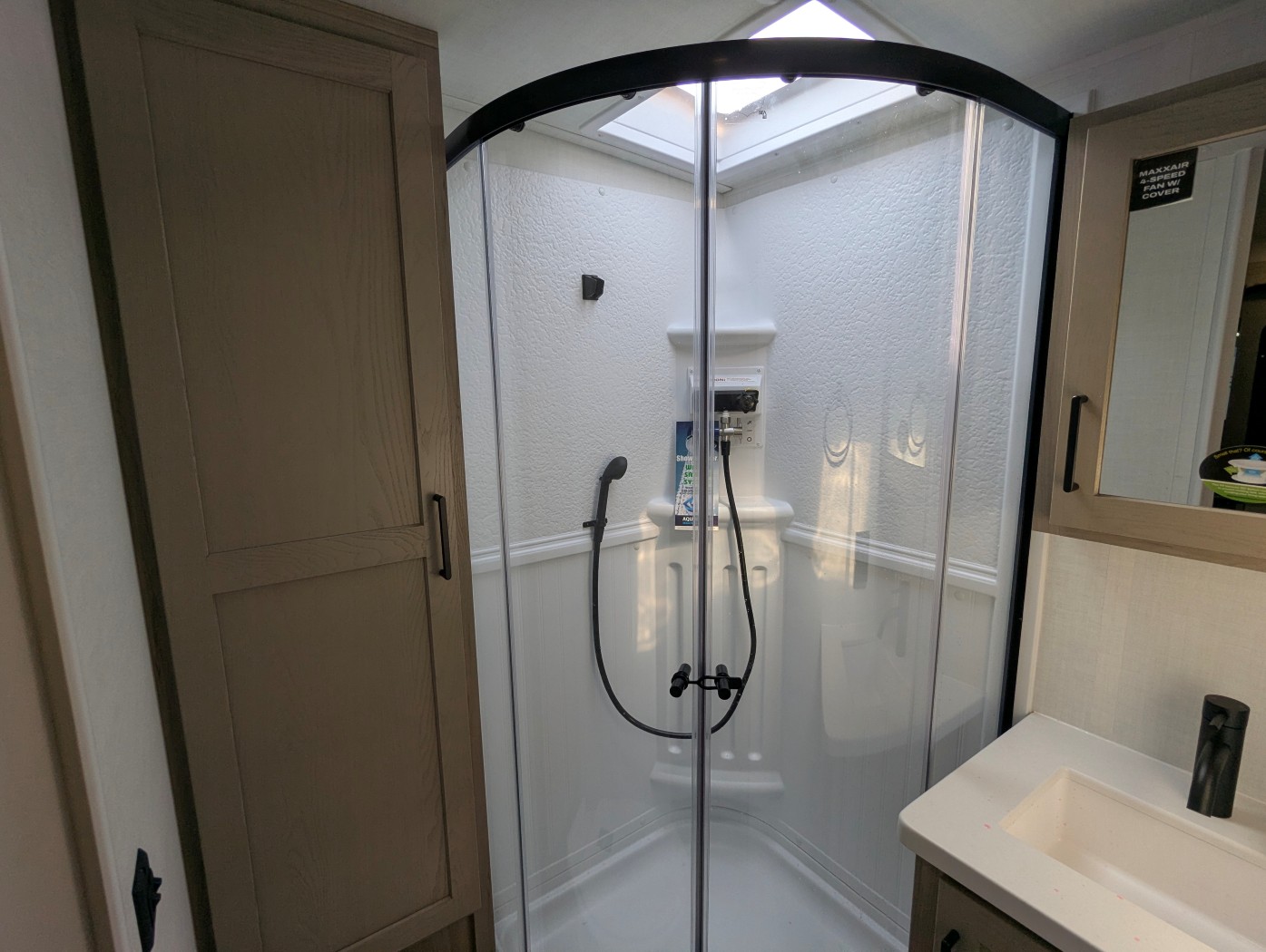 2026 Forest River Rockwood Mini Lite 2109S - Image 20