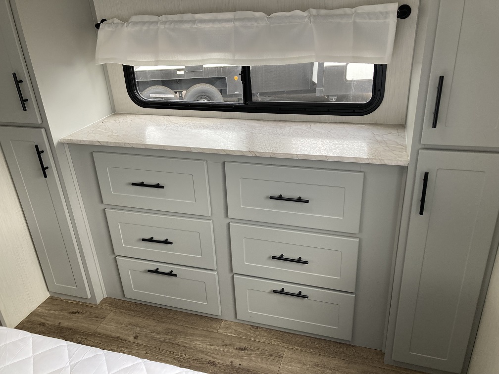 2020 Forest River Vibe West 17RS - Image 18