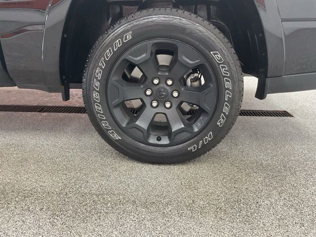 2026 Ram 1500 Big Horn 4x4 Crew Cab 5'7" Box - Image 9