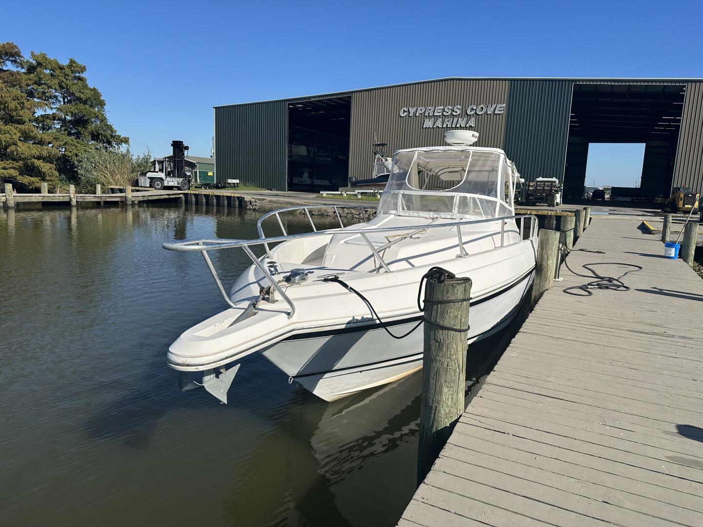 1994 Intrepid 376 Walkaround - Image 6