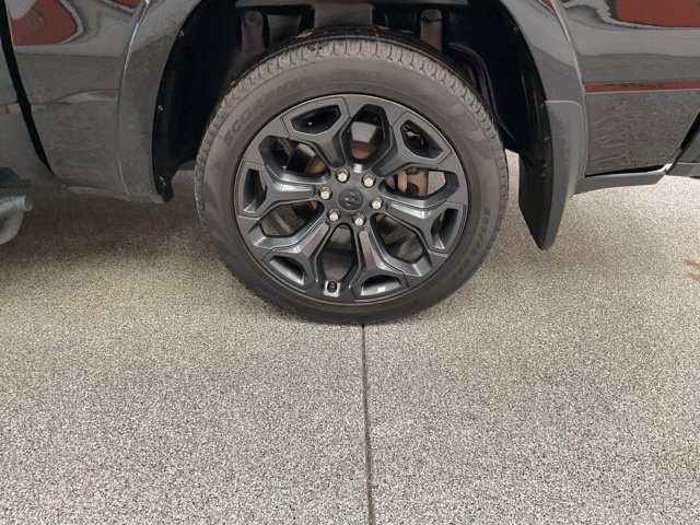 2024 Ram 1500 Pickup Crew Cab Limited 4WD - Image 10