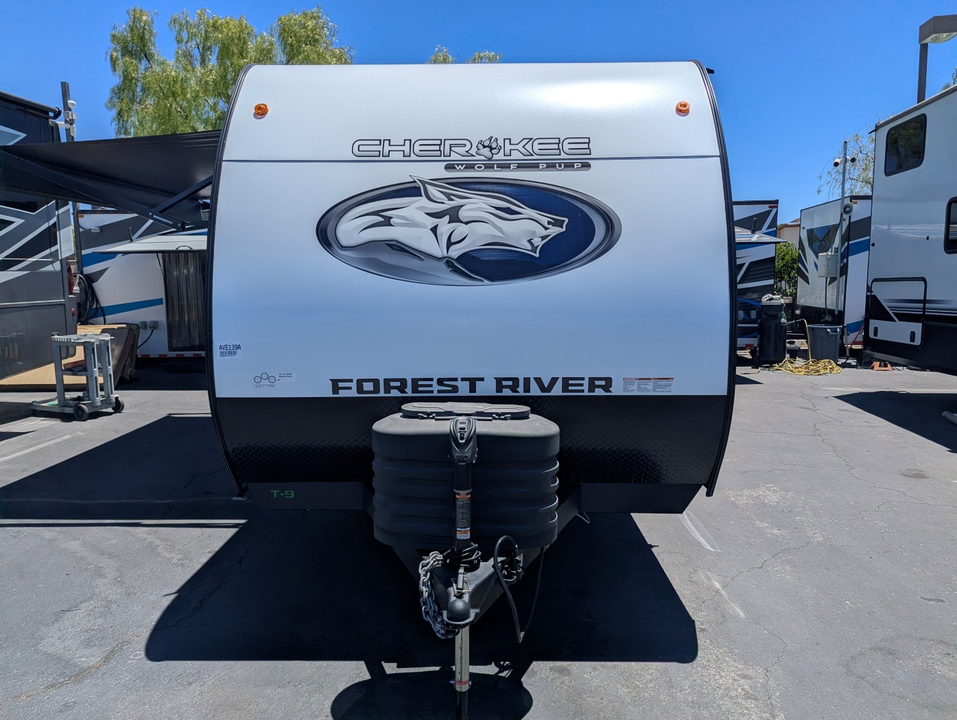 2025 Forest River Cherokee Wolf Pup 16FQW - Image 2