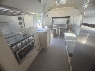 2026 AIRSTREAM FLYING CLOUD 25FBT - Image 15
