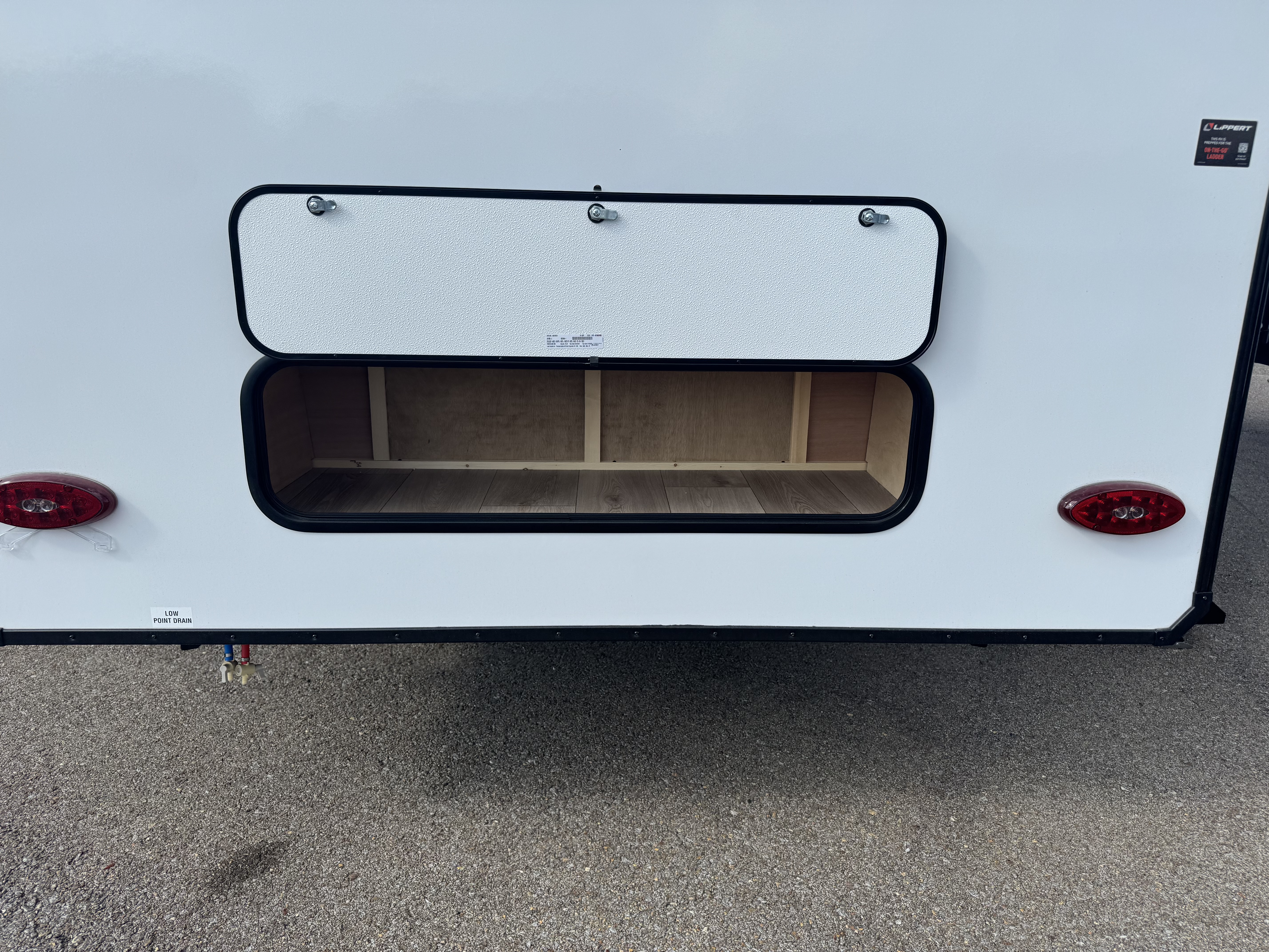 2027 JAYCO JAY FEATHER 25RLSL - Image 6