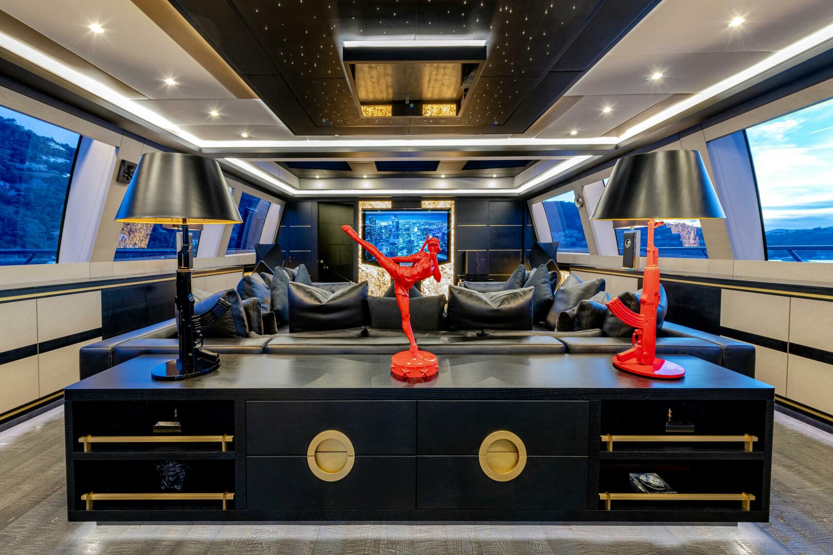 2017 Overmarine Mangusta 165 E - Image 18