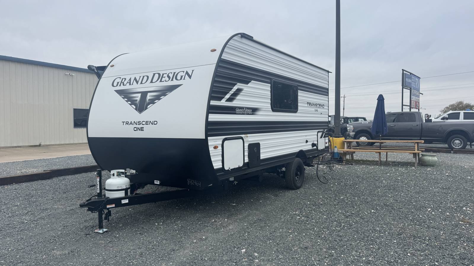2026 Grand Design Transcend ONE 151BH - Image 3