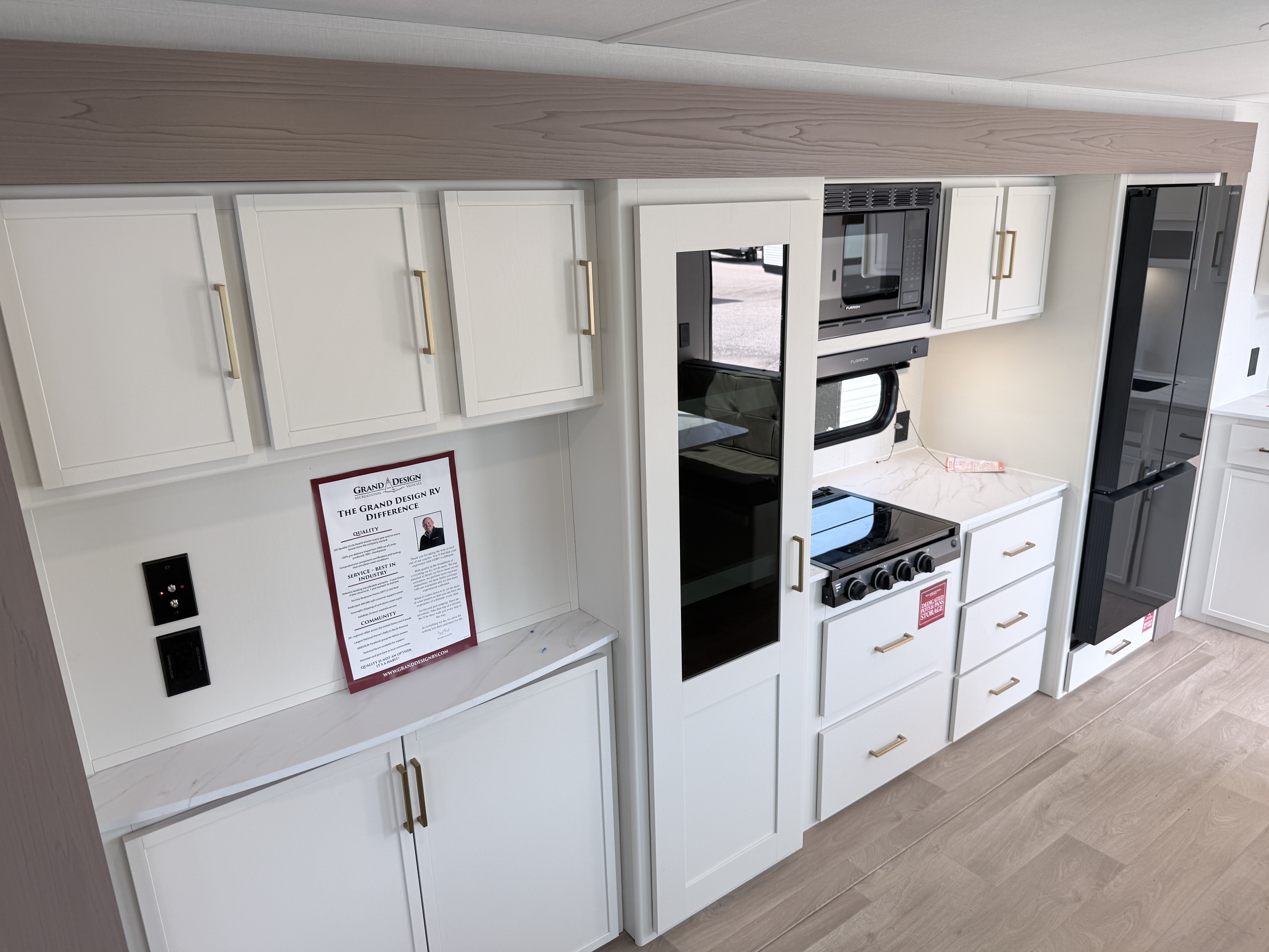 2026 GRAND DESIGN TRANSCEND 26RBX - Image 35