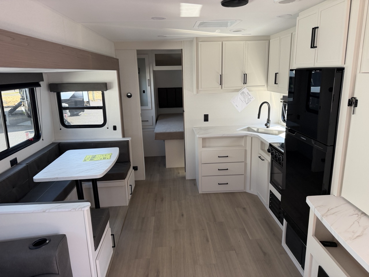 2026 Grand Design Momentum MAV 28MAV - Image 19