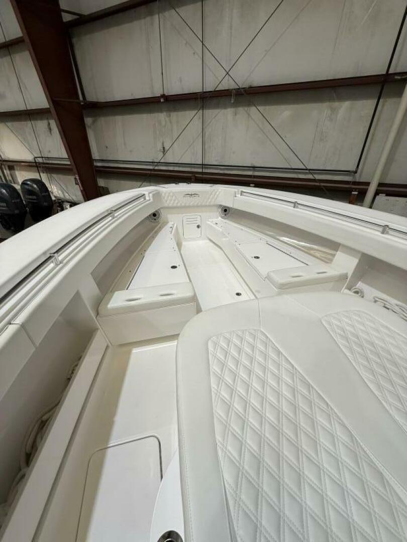 2022 Invincible 39 Open Fisherman - Image 11