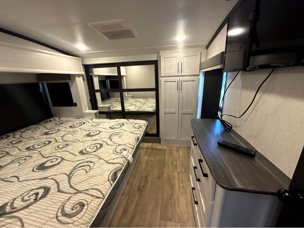 2024 Dutchmen ASTORIA 3173RLP - Image 20
