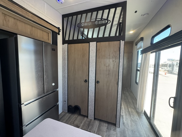 2023 CHEROKEE TIMBERWOLF 39DLBL - Image 33