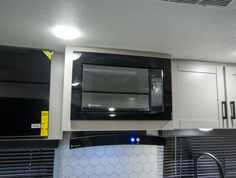 2026 Jayco Jay Feather 29QBH - Image 11