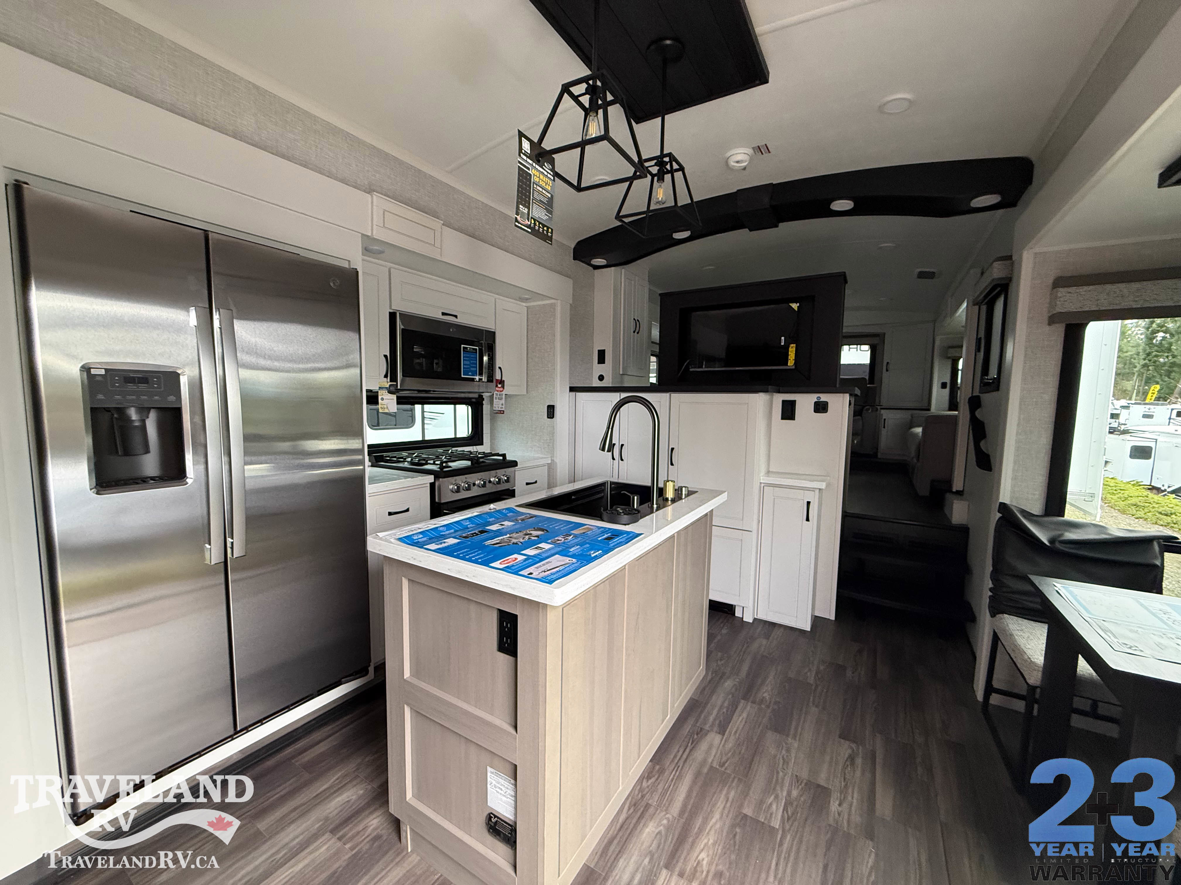 2025 Jayco North Point 382FLRB - Image 6