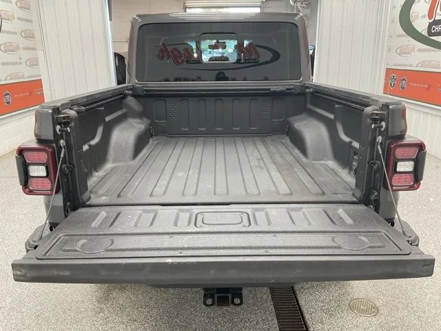 2021 Jeep Gladiator Crew Cab Mojave 4WD - Image 6