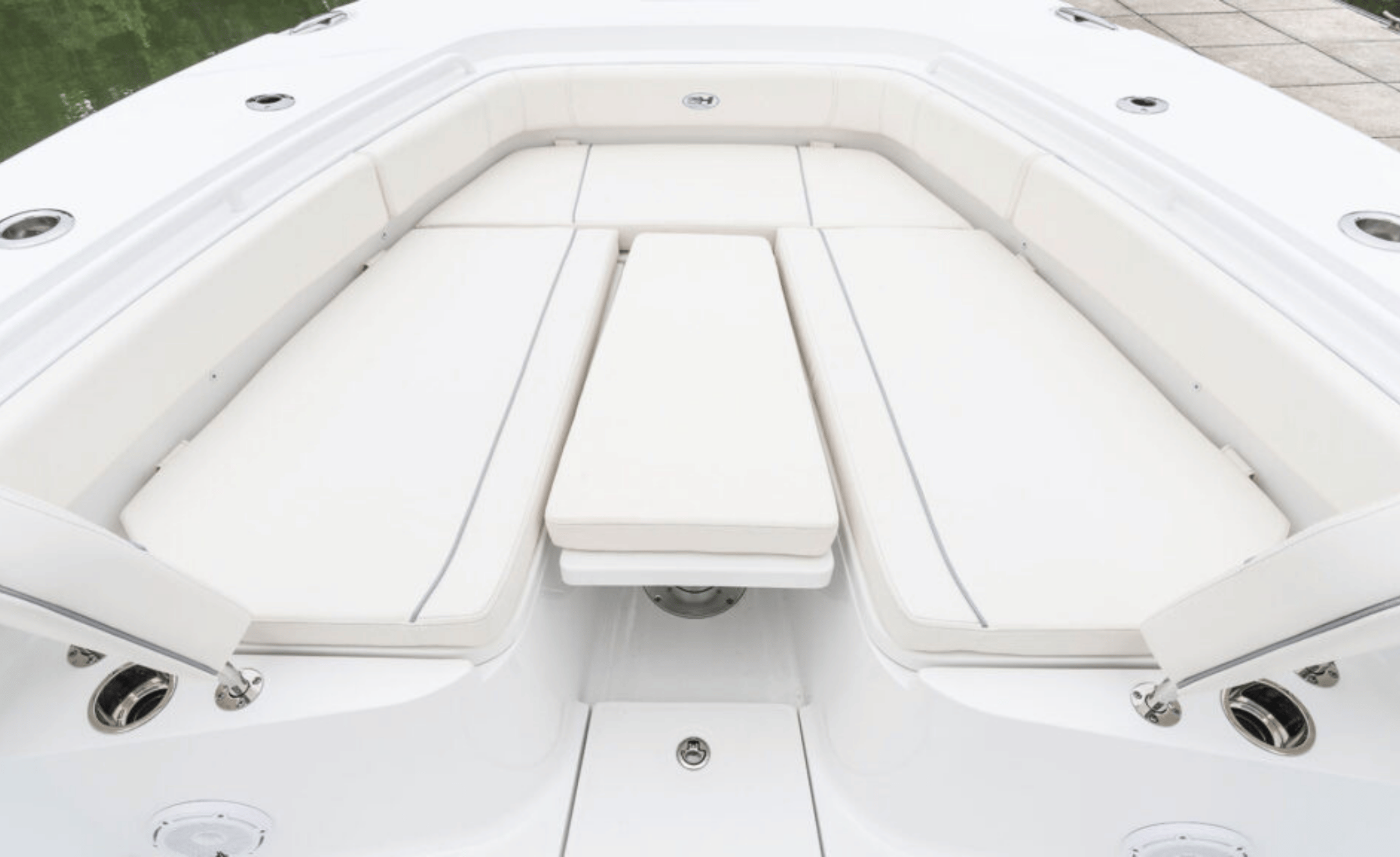 2027 Sea Hunt Gamefish 30FS - Image 17
