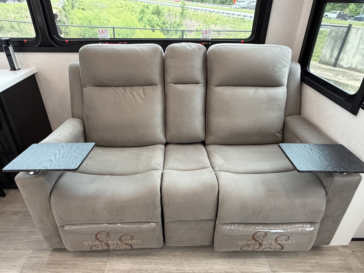 2026 JAYCO PINNACLE 36FBTS - Image 21