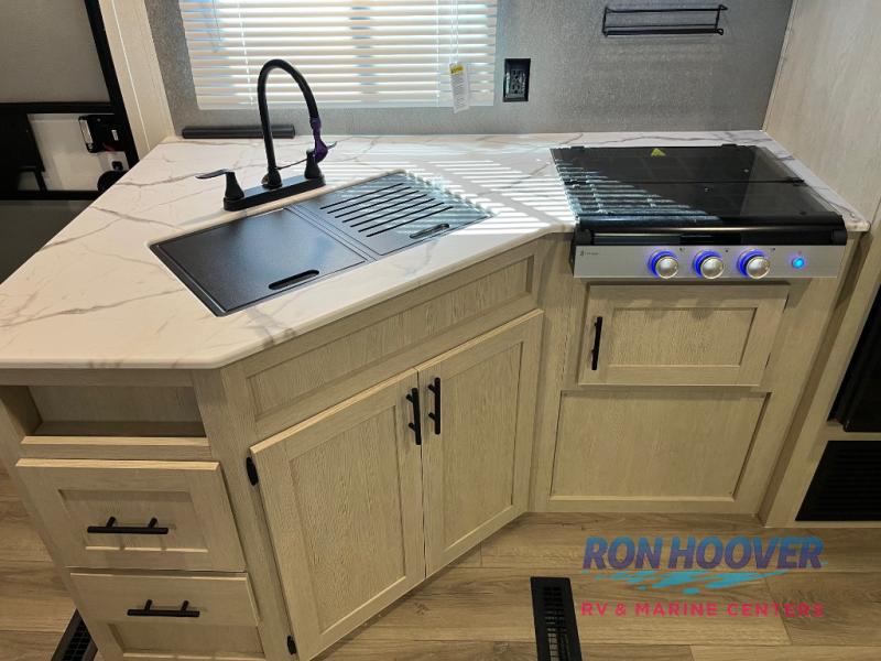 2026 COACHMEN 5320BEDS - Image 10