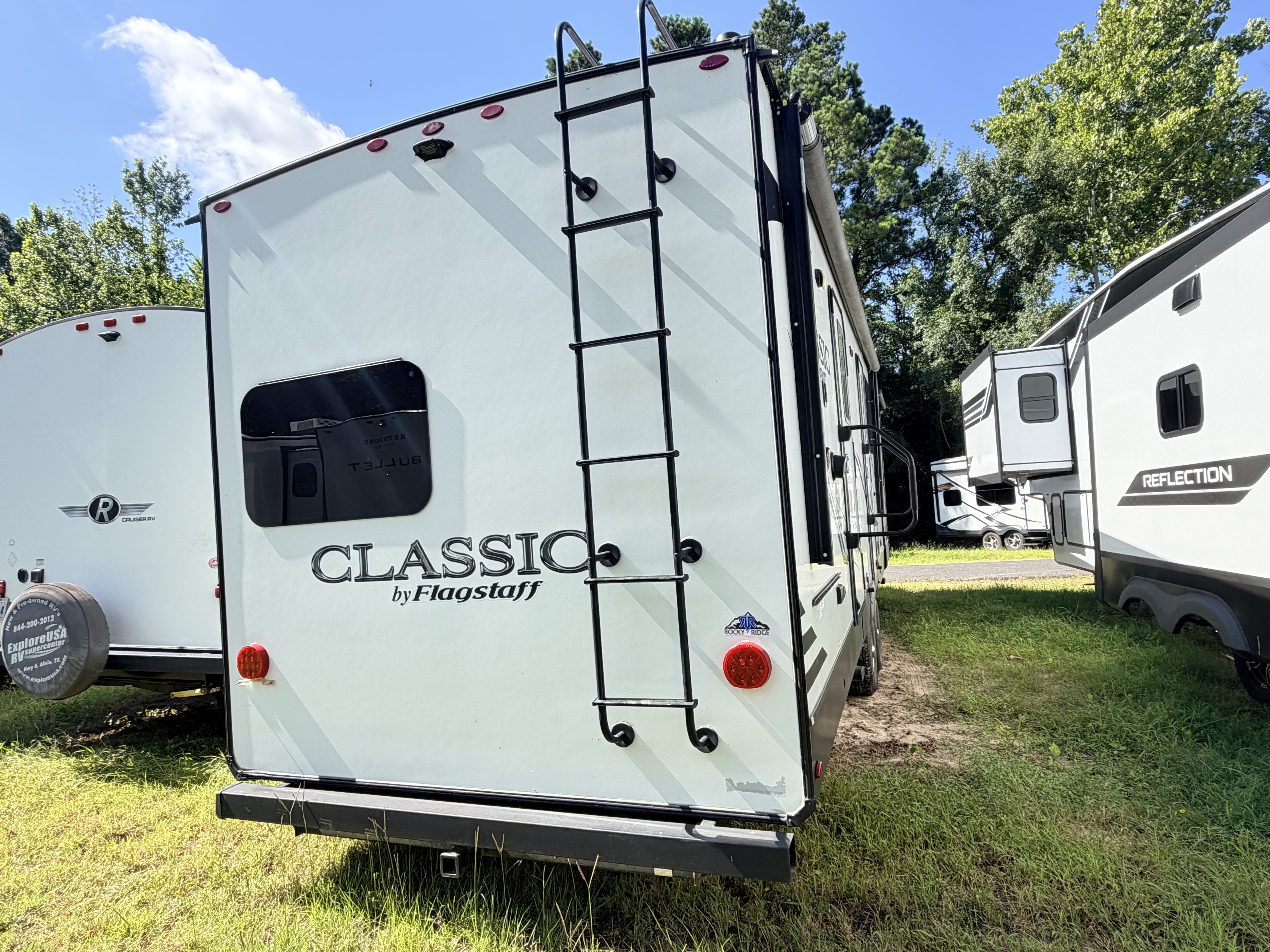 2020 Forest River Flagstaff Classic Super Lite 832FLSB - Image 6