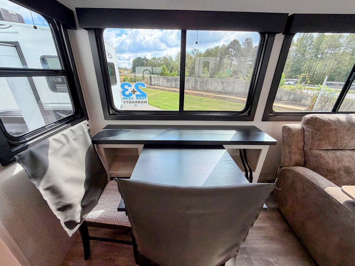 2026 JAYCO EAGLE 335LSTS - Image 6