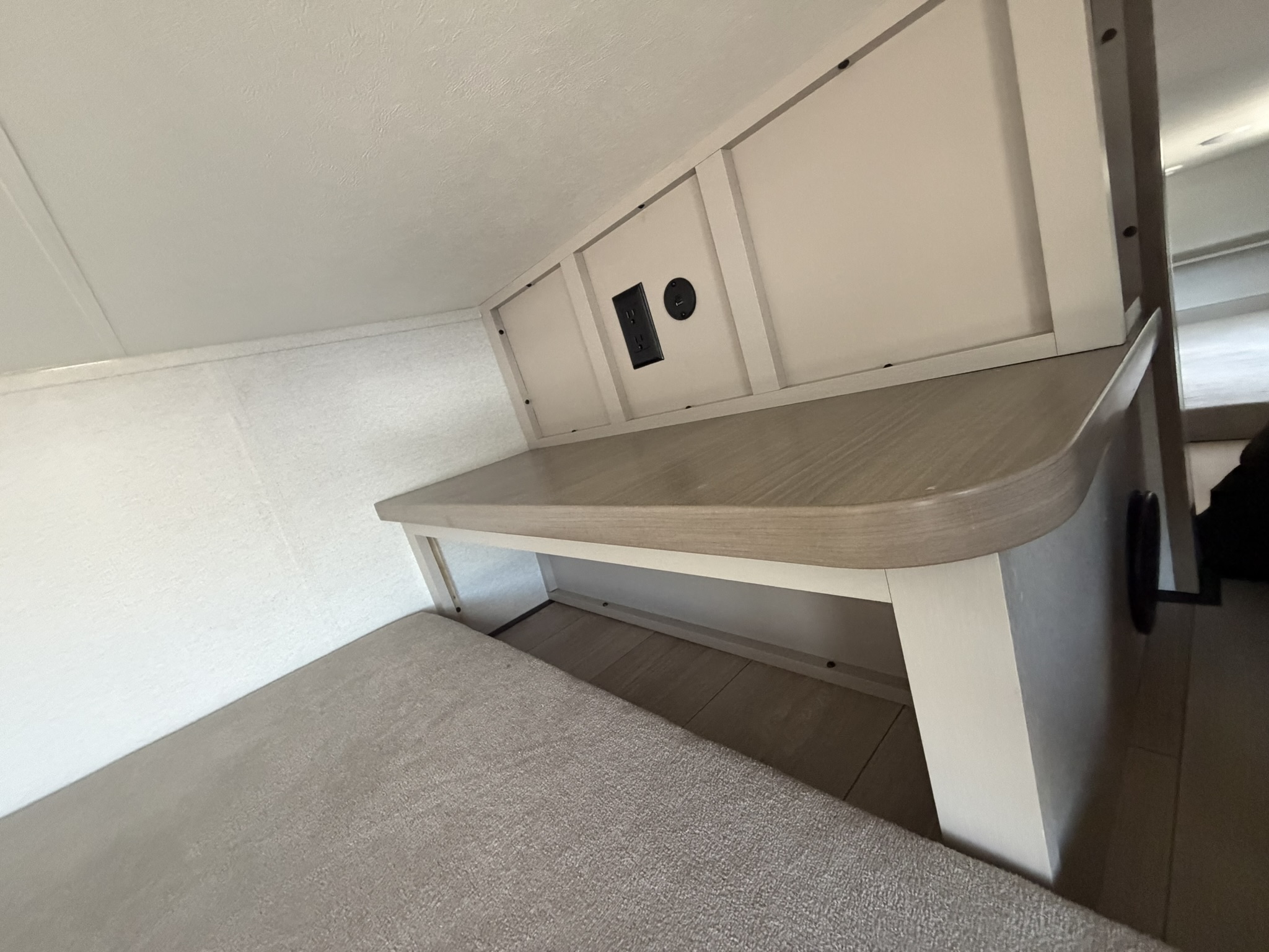 2027 JAYCO JAY FLIGHT BUNGALOW 404LOFT - Image 39