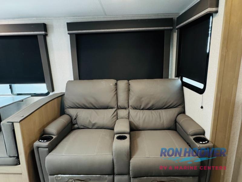 2023 GRAND DESIGN 312BHTS - Image 7