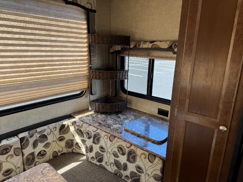 2016 Keystone Hideout 20RDWE - Image 11