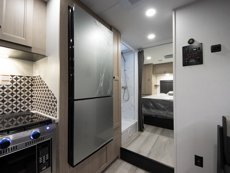 2025 Forest River Sunseeker 2850SLE - Image 15
