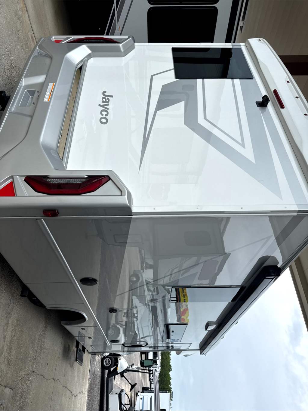 2027 JAYCO MELBOURNE PRESTIGE 25LP - Image 4