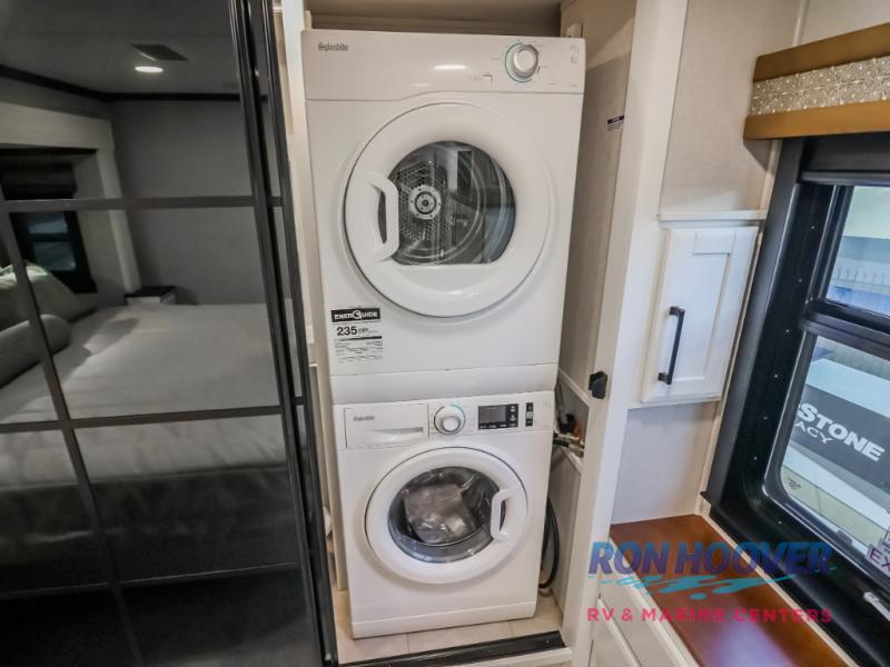 2025 FOREST RIVER 44DBL - Image 22