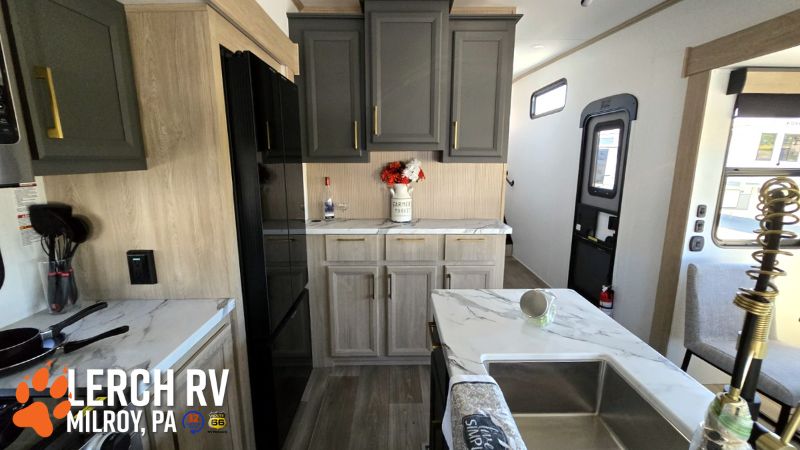 2026 KZ RV Ridgeway 36MB - Image 18