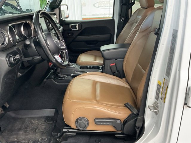2020 Jeep Gladiator Crew Cab Rubicon 4WD - Image 15